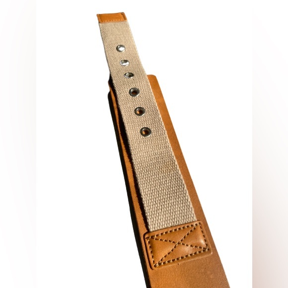 LANDS END 100% Cow Leather Canvas Cotton Adjustable Belt Size Medium - Picture 2 of 8